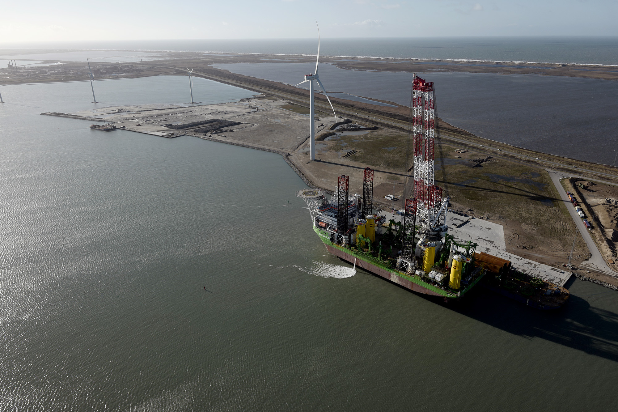 Port Expansion L1050687 Web